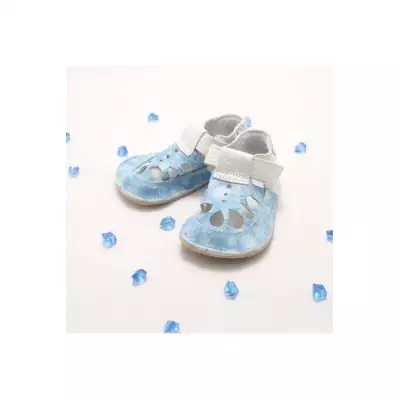 Baby bare shoes io snowflakes